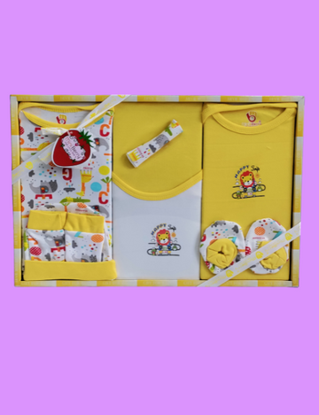 Cute & Deluxe Newborn Kit (0–3 Months) – 8 Piece Cotton Gift Box Set for Baby Boys & Girls