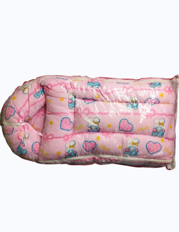Cute baby Soft & Cozy Portable Infant Sleeping Nest (0–6 Months)