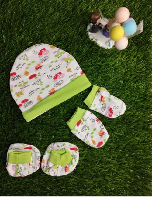 cute Baby Cap, Mittens & Booties Set – Soft Cotton, Safe Dyes, 0-3 Months